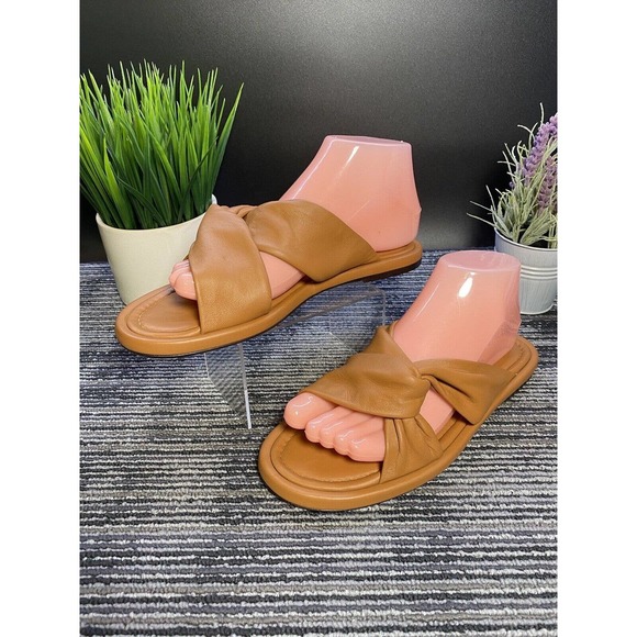 Everlane The Day Twist Size 7.5 Desert Tan Nappa Leather Slide Sandals MRP$145/H - Picture 1 of 10
